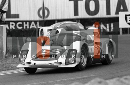 Günther Klass i Rolf Stommelen - Porsche 906.