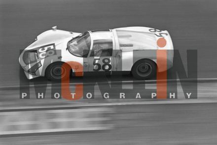 Günther Klass i Rolf Stommelen - Porsche 906.
