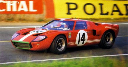 Peter Sutcliffe i Dieter Spoerry - Ford GT 40.