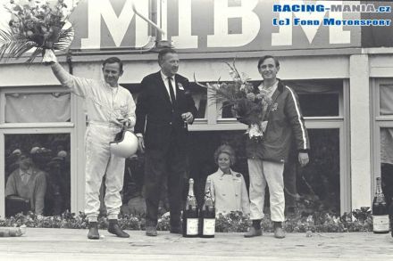 Bruce McLaren, Henry Ford i Chris Amon.