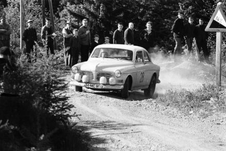 Volvo 122.