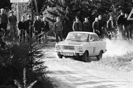 Opel Kadett coupe.