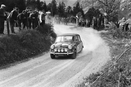 BMC Mini Cooper.