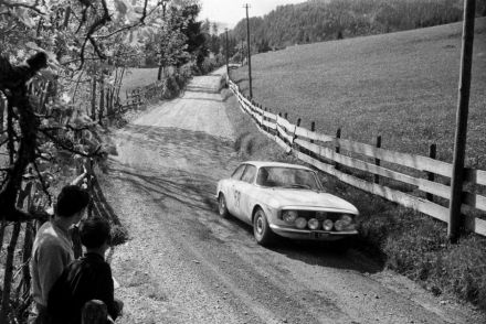 Alfa Romeo GTA.