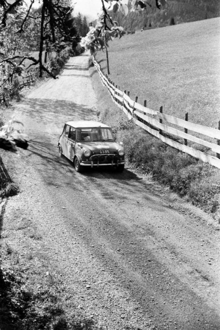BMC Mini Cooper.