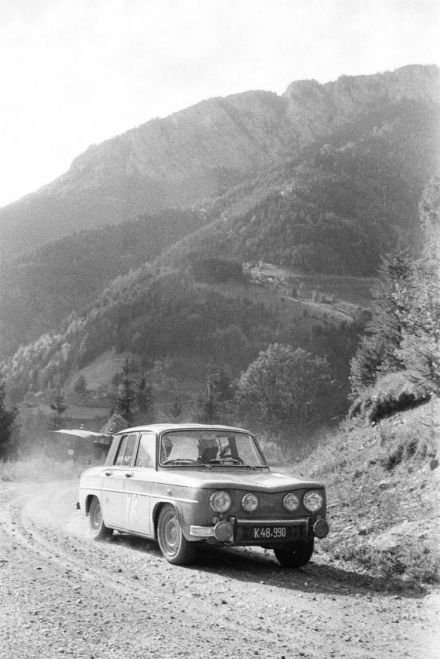 Renault 8 Gordini.