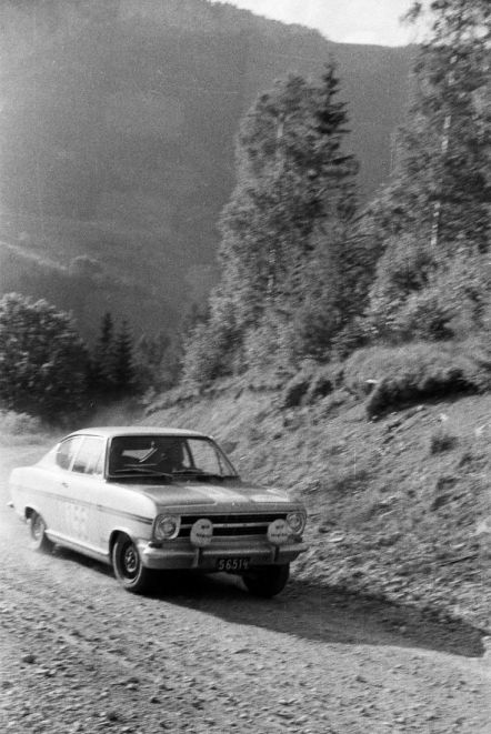Opel Kadett coupe.
