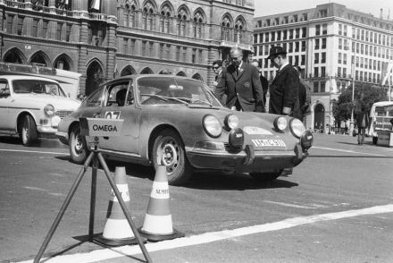 Porsche 911.