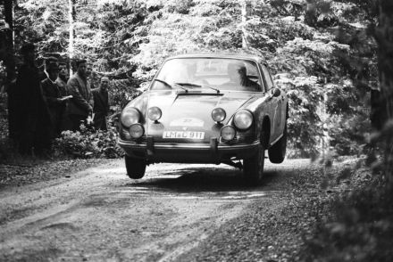 Gunther Wallrabenstein i W.Bretthauer – Porsche 911S.