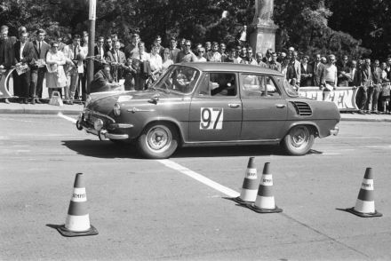 Skoda 1000 MB.