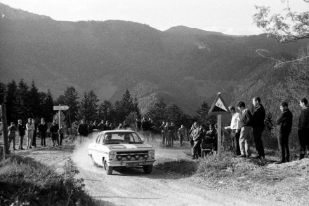 Opel Kadett coupe.