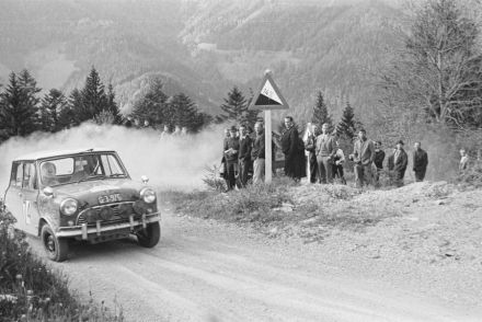 BMC Mini Cooper.