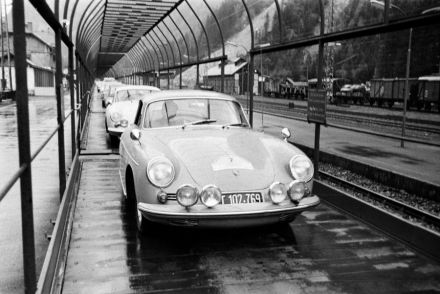 Porsche 356.