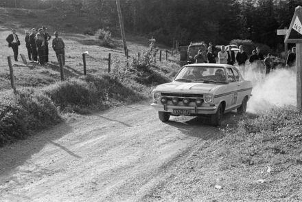 Opel Kadett coupe.