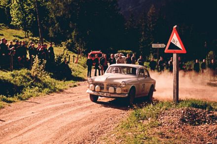 Volvo 122.