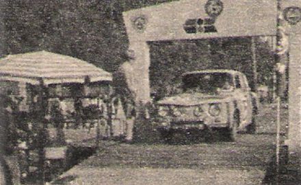 Vladimir Hubaček i Vojtech Rieger – Renault 8 Gordini.