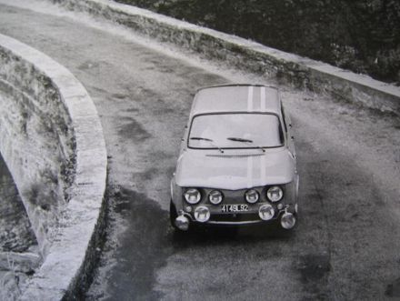 Sylvia Osterberg i Ingalill Edenring – Renault 8 Gordini.