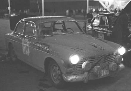 Volvo 122