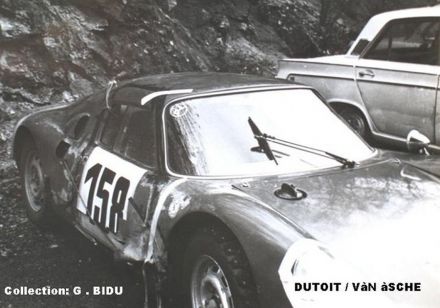  Robert Dutoit i Noel van Asche – Porsche 904 Carrera GTS.