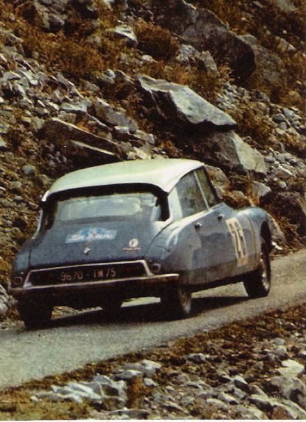 Robert Neyret i Jacques Terramorsi – Citroen DS 21.