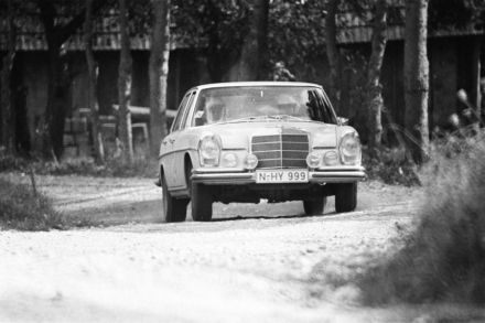 Mercedes Benz 220 SE
