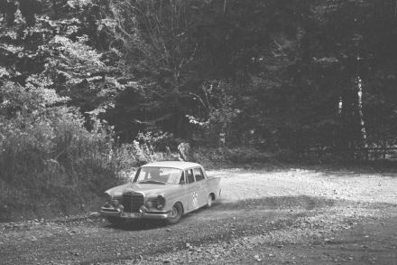 Mercedes Banz 220 SE