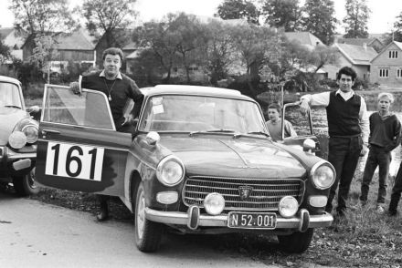 Peugeot 404