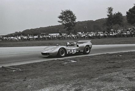 Don Morin – Mc Laren Elva Mark III Chevrolet.