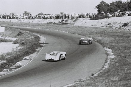 Nr.4.  Bruce McLaren – McLaren M6A Chevrolet