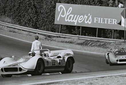 Mike Spence – McLaren Elva Mark II Chevrolet.