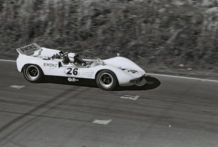 Chuck Parsons – McLaren Elva Mark III Chevrolet.