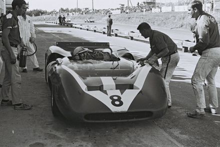 John Surtees – Lola T70 Mk.3B Chevrolet.