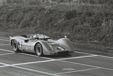 Denny Hulme – McLaren M6A Chevrolet.