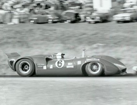 Mark Donohue – Lola T70 Mk.3B Chevrolet.