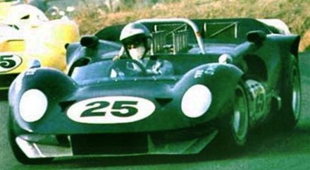 Charlie Hayes – McKee Mk.7 Oldsmobile.