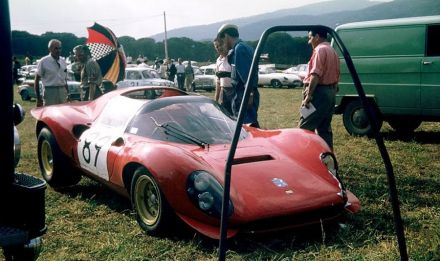 Mario Casoni – Ferrari 206S Dino Spyder.