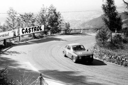 Alfa Romeo GTA.