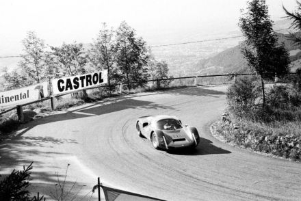 Porsche Carrera 6.