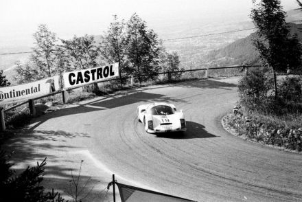 Porsche Carrera 6.