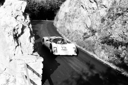 Porsche Carrera 6.
