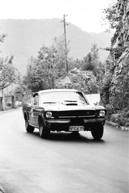 Ford Mustang.