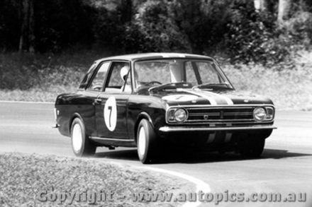 Ford Consul