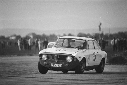 Alfa Romeo GTA