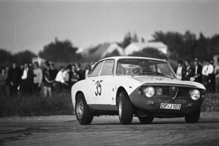 Alfa Romeo GTA
