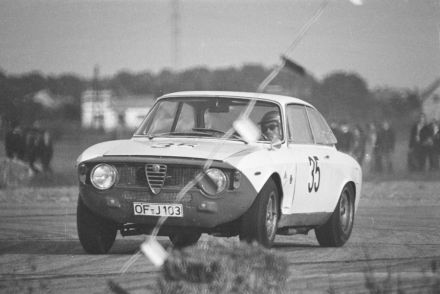 Alfa Romeo GTA
