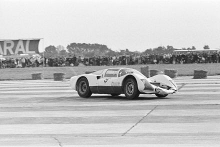 Rudi Lins – Porsche 906.