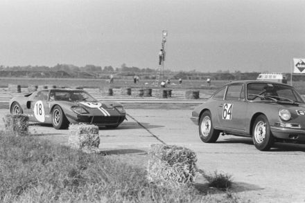 Porsche i Ford GT 40