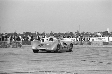 Dieter Quester – Lola T110 BMW.