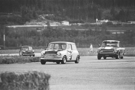 BMC Mini i Ford Lotus
