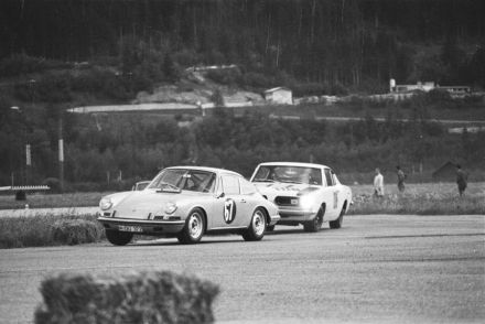 Porsche i Plymouth
